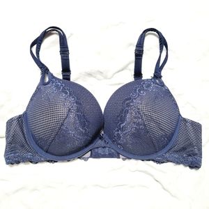 Torrid 40D push up plunge bra